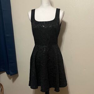 Vintage Diane Von Furstenburg Elegant Black Dress sz 8